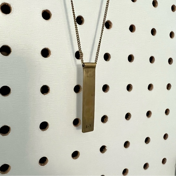Madewell Rivet & Thread ID Pendant Necklace - Picture 6 of 8